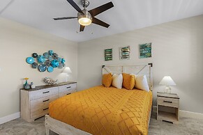 The Palms Of Bay Beach #5d 2 Bedroom Condo