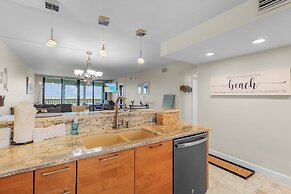 The Palms Of Bay Beach #5d 2 Bedroom Condo