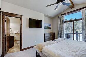 Luxury Home - Sleeps 10 - Fireplace & Mountain View 3 Bedroom Condo