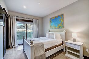 Luxury Home - Sleeps 10 - Fireplace & Mountain View 3 Bedroom Condo