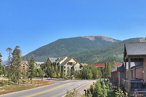 Luxury Home - Sleeps 10 - Fireplace & Mountain View 3 Bedroom Condo