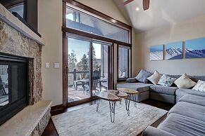 Luxury Home - Sleeps 10 - Fireplace & Mountain View 3 Bedroom Condo