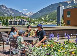 Luxury Home - Sleeps 10 - Fireplace & Mountain View 3 Bedroom Condo