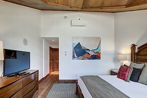 Stunning Views - Renovated Condo In Pines Lodge 2 Bedroom Condo