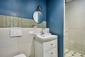 Charming Studio Center of Paris With AC