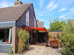 Holiday Home in Noordwijkerhout With Garden