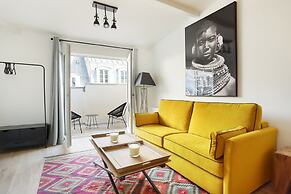 Charming Apartment Center of Paris With Terrace