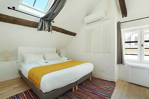 Charming Apartment Center of Paris With Terrace
