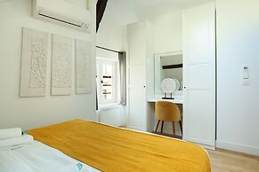 Charming Apartment Center of Paris With Terrace