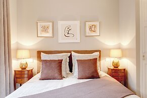 Paris Blanc Manteau Residence