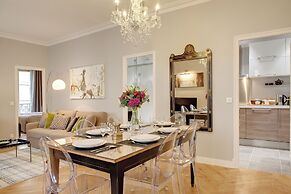 Paris Blanc Manteau Residence