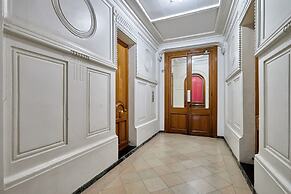 Magnificent new Apartment Notre Dame de Paris