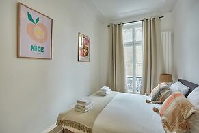Superb Apartment Center of Paris/montmartre