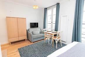 Superb and New Studio in the Center of Paris