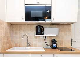 Superb and New Studio in the Center of Paris