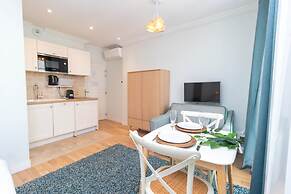 Superb and New Studio in the Center of Paris