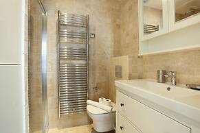 Superb and New Studio in the Center of Paris