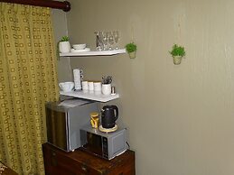 Room-indulgent Escape, Jet Bath, Stunnin