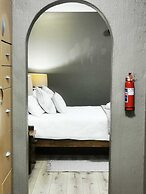 Room-indulgent Escape, Jet Bath, Stunnin