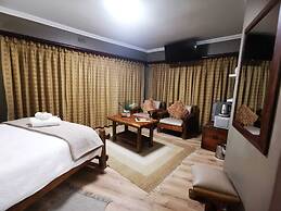 Room-indulgent Escape, Jet Bath, Stunnin