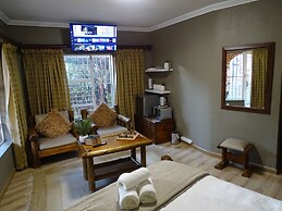 Room-indulgent Escape, Jet Bath, Stunnin