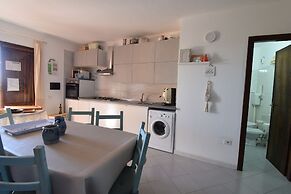 Casa Martina With Sea View In Tanaunella