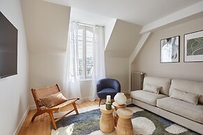 Superb Apartment Arc de Triomphe/ Trocadero
