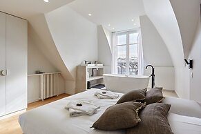 Superb Apartment Arc de Triomphe/ Trocadero