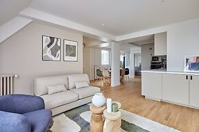 Superb Apartment Arc de Triomphe/ Trocadero