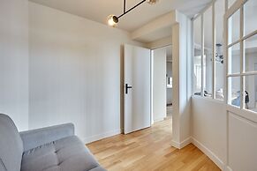 Superb Apartment Arc de Triomphe/ Trocadero