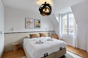 Superb Apartment Arc de Triomphe/ Trocadero