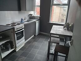 Sunny Seaside Apartment in Blackpool