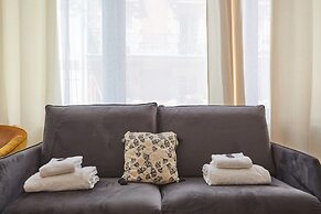 Sublime 3 Bedroom Flat Batignolle Montmartre