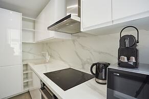 Sublime 3 Bedroom Flat Batignolle Montmartre