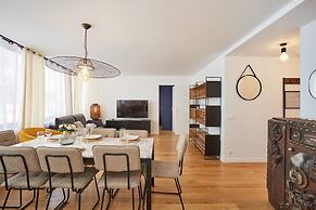 Sublime 3 Bedroom Flat Batignolle Montmartre