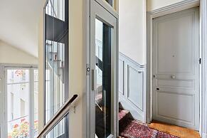 Magnificent Apartment Etoile