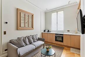 Magnificent Apartment Etoile