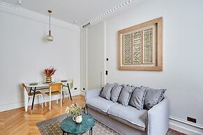 Magnificent Apartment Etoile