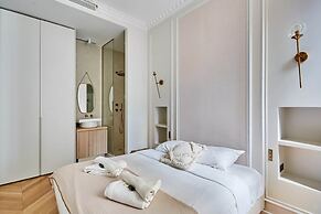 Magnificent Apartment Etoile