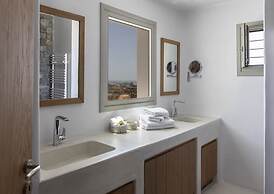 Serene Villa With Terrace and Views