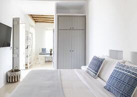 Serene Villa With Terrace and Views