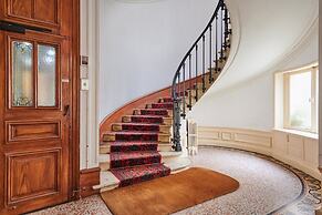 Sublime Apartment in the Center of Paris
