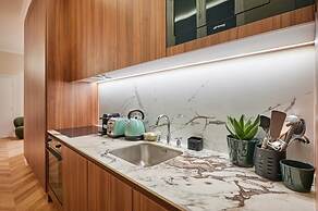 Sublime Apartment in the Center of Paris