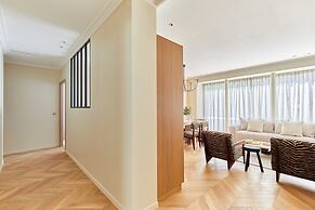 Incredible AC Apartment 3 Bedrooms Center of Paris