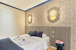 Incredible AC Apartment 3 Bedrooms Center of Paris