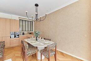 Incredible AC Apartment 3 Bedrooms Center of Paris