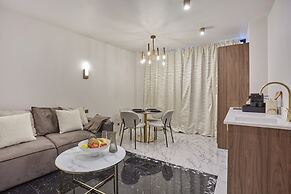 Magnificent New Apartment Louvre Palais Royal