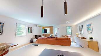 Alpine Charm Chalet in Sankt Moritz