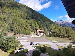 Alpine Charm Chalet in Sankt Moritz