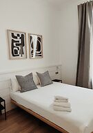 Apartamentos Express by gaiarooms